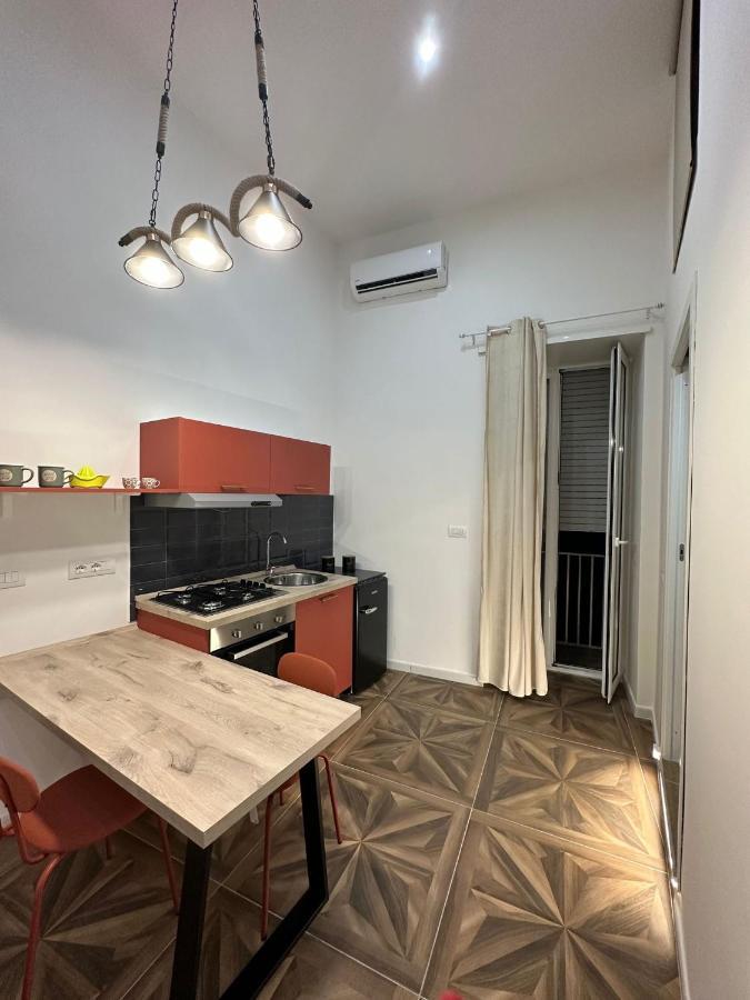 San Ferdinando Suite Room Наполи Екстериор снимка