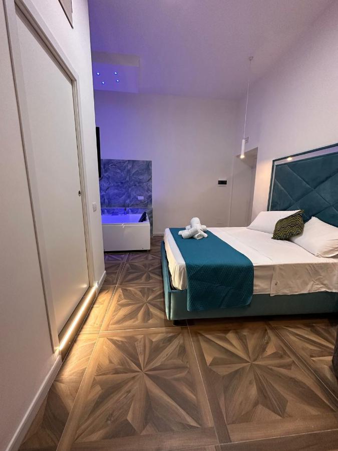 San Ferdinando Suite Room Наполи Екстериор снимка