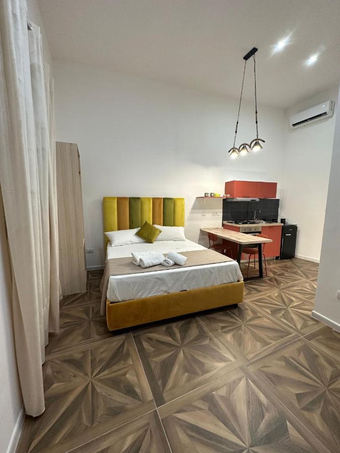 San Ferdinando Suite Room Наполи Екстериор снимка