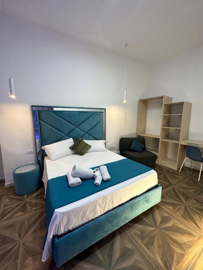 San Ferdinando Suite Room Наполи Екстериор снимка