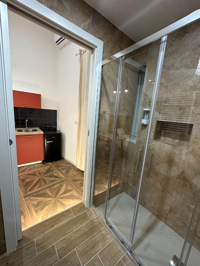 San Ferdinando Suite Room Наполи Екстериор снимка