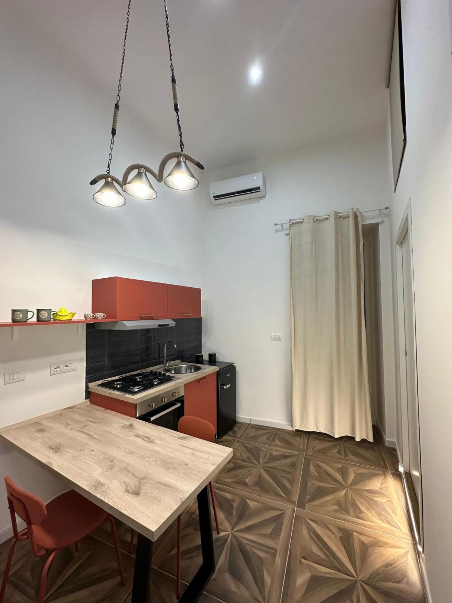 San Ferdinando Suite Room Наполи Екстериор снимка